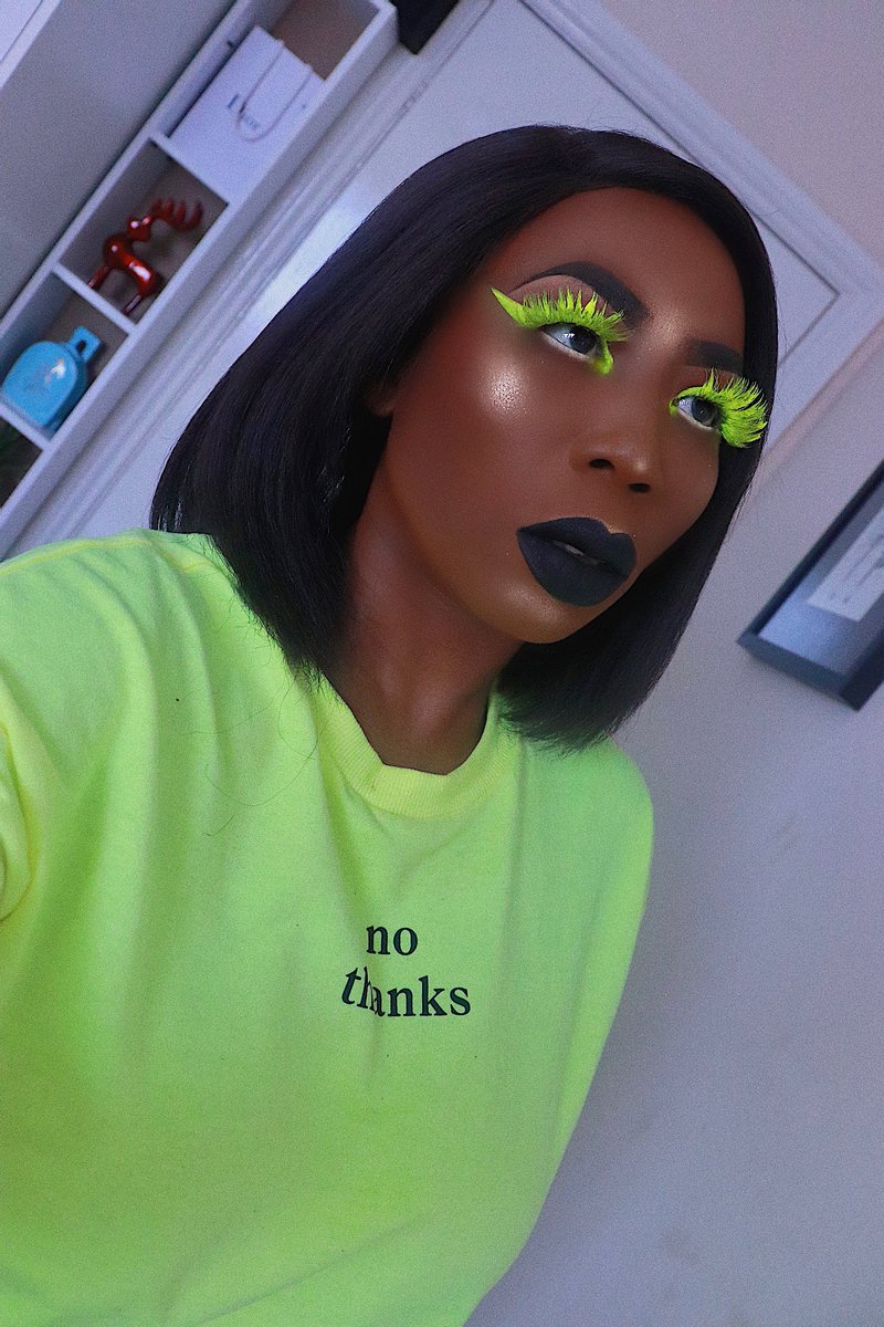 houseofsienna1's tweet photo. Coloured Lashes anyone? @MorpheBrushes #fluidityfoundation @TheCrayonCase  Matte Liquid Lipstick ‘Blackboard’ @ABHcosmetics @norvina1 Loose Highlighter ‘Sunset Aura’ @Embryolisse_UK Lait Creme @NyxCosmetics @NYXCosmetics_UK Jumbo Pencil ‘White’ #morphebrushes #colouredlashes https://t.co/B7mLfvbQSo