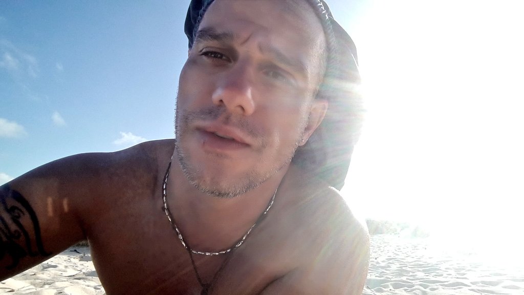 JoelSepelJOELSE's tweet photo. #CanarianTime🇮🇨 #IslaCanaria🇮🇨 #JoelSeEnLasCanarias #hardrocksinger #top #JoeleSepel #joelse #JoelSepel #crumblenot #GIUSEPPEGUARINO #CANTANTEROCK🎤 #ILCANTANTEHARDROCK🎤 #manwithabigdick https://t.co/DfkgbuiPlm
https://t.co/0FBymV8Rg3
@joelsepel_joelse
https://t.co/XOpu4oE0tM https://t.co/fnQnqlo78d