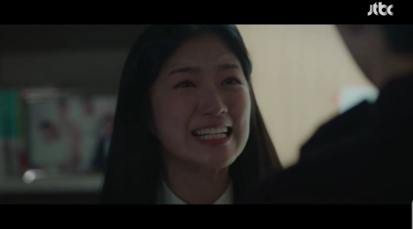 star_910308's tweet photo. 서우가 시 발 강예서였어야함.

"아빠가 사람이야?! 어떻게 나하나 살리자고 엄마를 두번 죽여?!!! 그깟 귀신이 뭐라고 엄마를 다시 보내!!!!!! 살려내!!! 우리엄마 살려내!!!"

이 지랄지랄을 떨었어야 강화가 오민정이랑 이혼했지. 
알함브라 보다 더 쓰레기같은 드라마=하이바이마마 https://t.co/ryZD2lBZ6u
