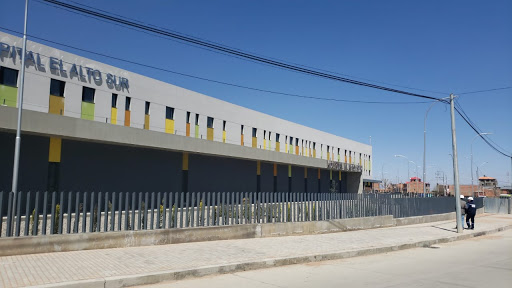 elymoraleslapaz's tweet photo. Infraestructura hospitalaria de 3er Nivel Hospital del Sur El Alto, zona Cosmos 79. Podría ser equipada con Bs 5 millones. Tendría una cobertura para las ciudades de La Paz y El Alto. No les parece mejor invertir en estos hospitales q alquilar el Hotel Plaza?
#PrimeroLaVida https://t.co/hdgPXNSW37