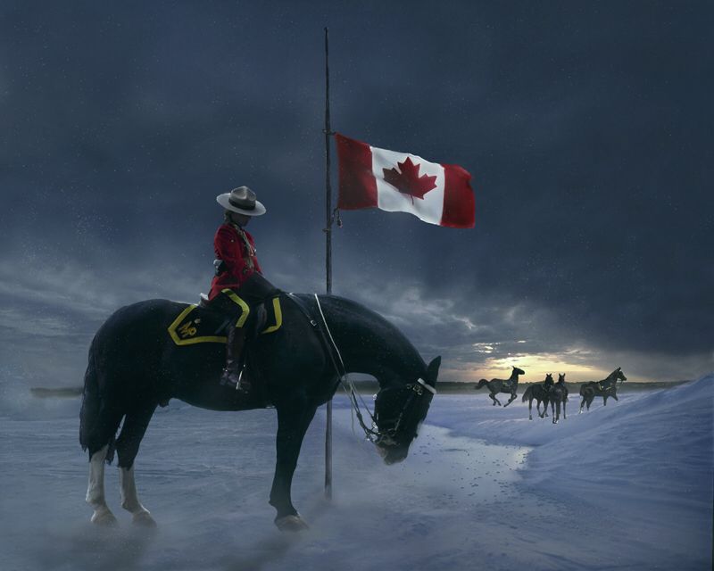 OPP_WR's tweet image. West Region #OPP offer our most profound sympathies to the women and men of @RCMPNS on the loss of their colleague, and to the #Portapique community in #NovaScotia on the loss of their neighbours. #NovaScotiaStrong ^es