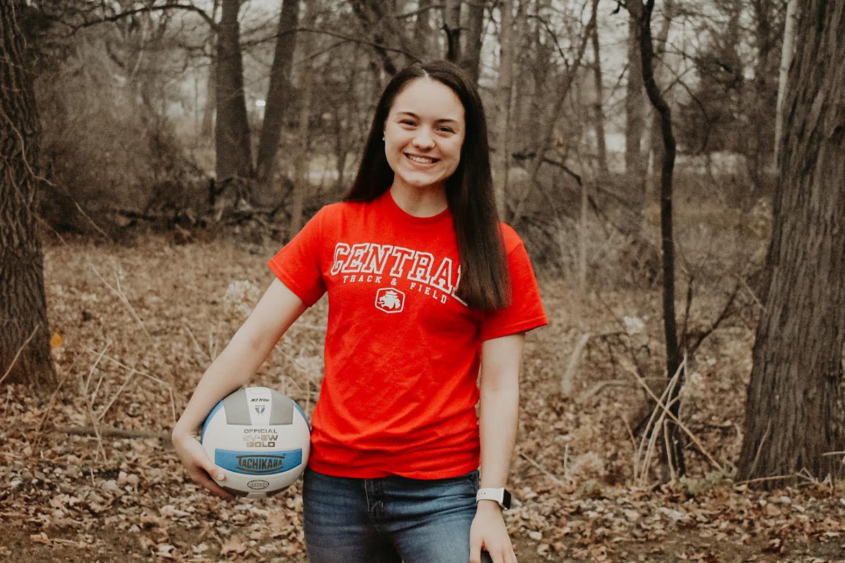 JVanHove_IFA's tweet photo. @hadynmiller01 has a plan! I am so excited to see what this girl accomplishes at @CentralCollege! #CadetWithAPlan #IFAClassOf2020 #IFACadetPride β€οΈπ€π https://t.co/aYtn5N7ydP