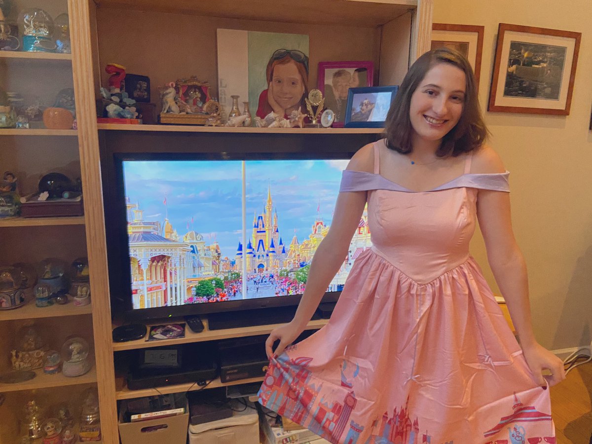 FlashFanGirl333's tweet photo. @DapperDay #DapperDayAtHome @DisneyInterns @DisneyParks 

Bringing the Magic to my living room in honor of Dapper Day and missing being a part of the Magic! Sending love and best wishes to all of those who need a little bit of magic in their lives ✨✨✨ https://t.co/AVJoWaN78d