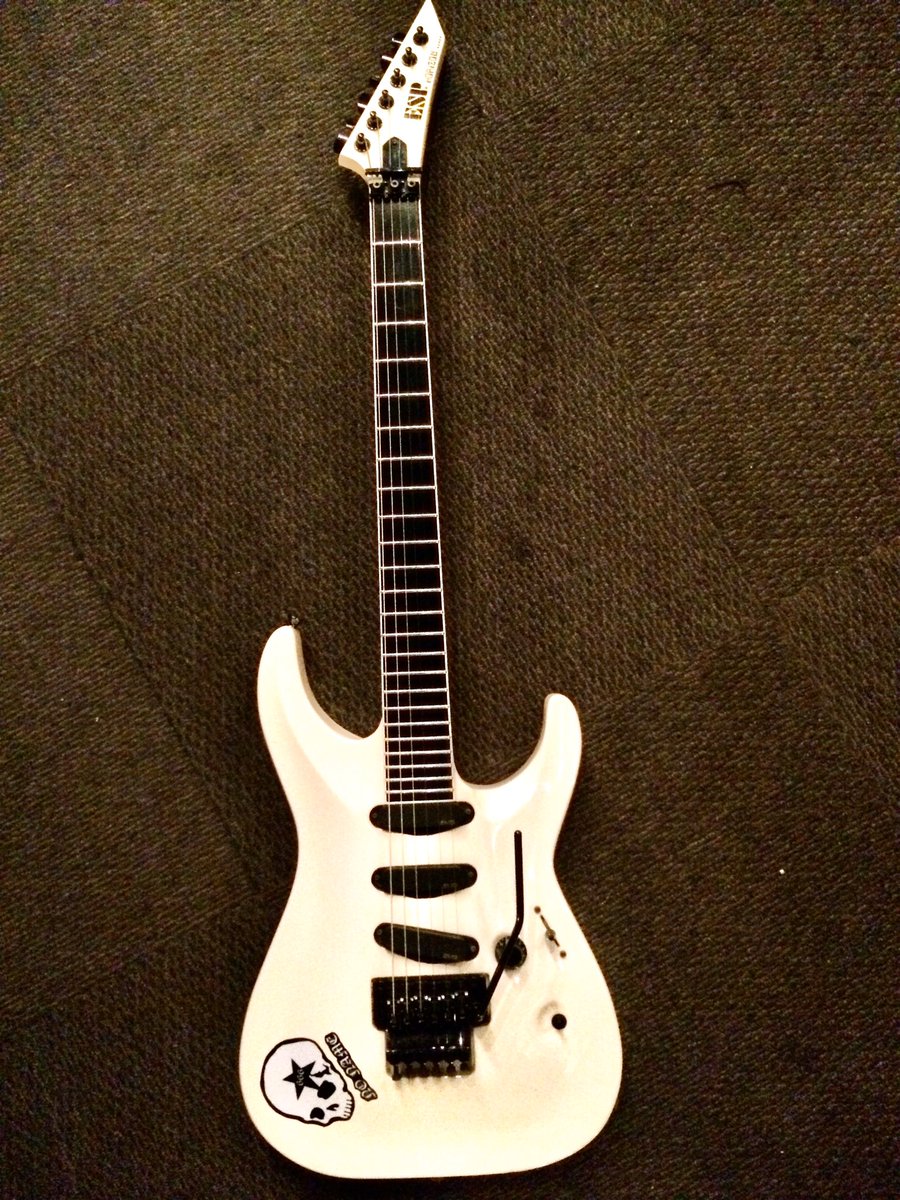 過去所有ESP 青春時代のホライゾン sugizo氏モデル S-2は自作ブリミク