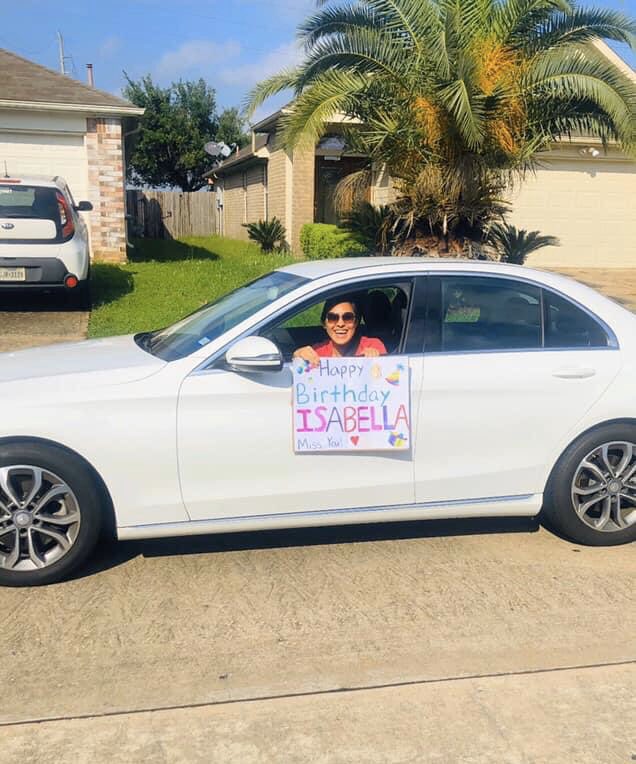 MsGarciaKinder's tweet photo. Extremely hard to be so close and not be able to hug our sweet tiger! Happy Birthday sweet girl!💗🥳 @HemmenwayStreak #hemmenwayallin #missourtigers #CFISDspirit #loveyoufromadistance #birthdaypararde https://t.co/3z8aheBxC5
