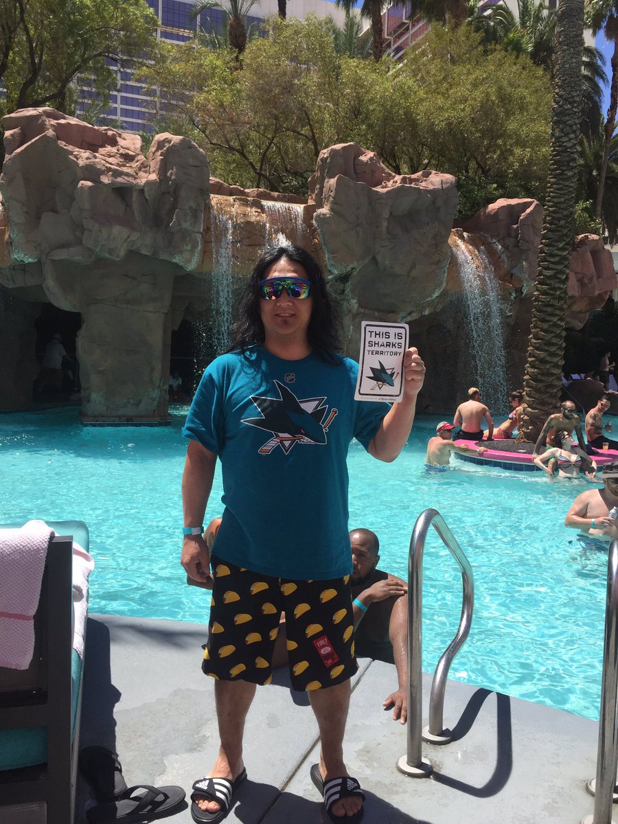 DodgerKnight's tweet photo. My favorite way to spend an afternoon in #Vegas during the summertime is by hanging out at the #FlamingoGoPool at @FlamingoVegas. This photo from June 2018 is 1 of few documented proofs of my time at #GoPoolVegas. #CaesarsMemories #Sweepstakes @Caesars_Rewards https://t.co/hCNfLLygni