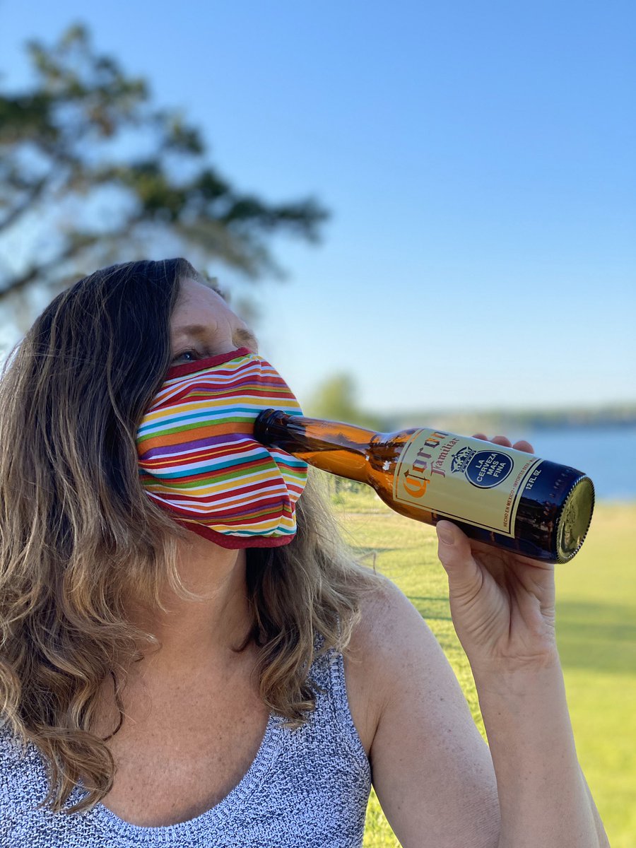 HeartOTXHeartMD's tweet photo. Hey @corona - I found your new #PosterGirl ! 

#SocialDistancing on #LakeBelton on my last night as a #TexasResident ! 

What can I say, I married a #BeerGirl 

It’s a #BeautifulDay in #TheLoneStarState ! https://t.co/SLaaZepNxA