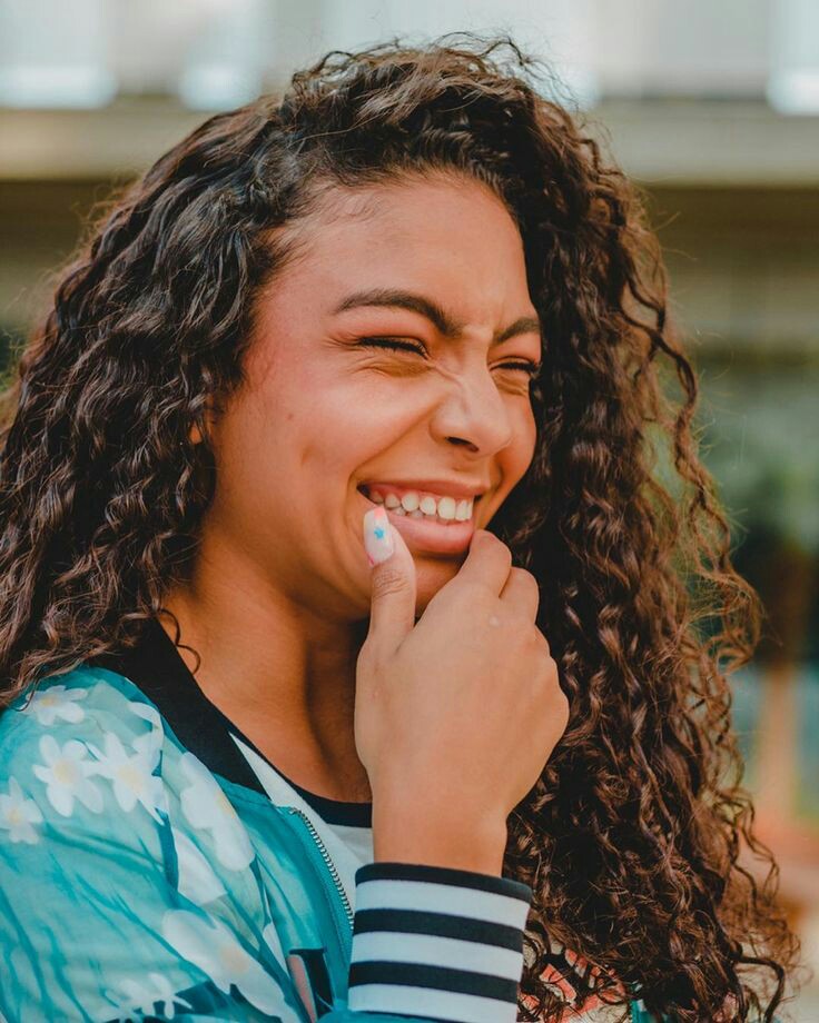 anymysunshine's tweet photo. Você é minha bebezinha. Muito orgulho em te ver se tornando tão grande. Obrigada por ser você, com esse sorriso lindo, essa risada tão gostosa e essa voz tão confortante. Você é tudo pra mim, minha diva, minha rainha, minha amiga. Eu te amo demais. Te amo, te amo.
#LoveForAny https://t.co/8bYHCe1keI