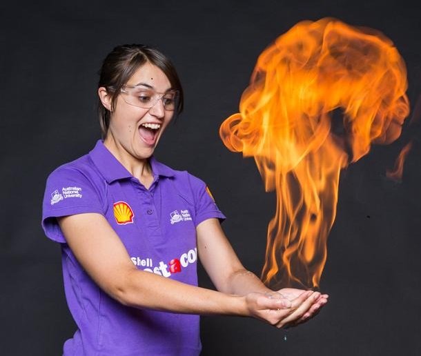 I did my masters coursework in  #scicomm through  @ANU_CPAS in everything from science online to science media to exhibition design.The practical element was touring remote and regional Australia as a live science show presenter in the Science Circus! I did a fire show! (obvi) 