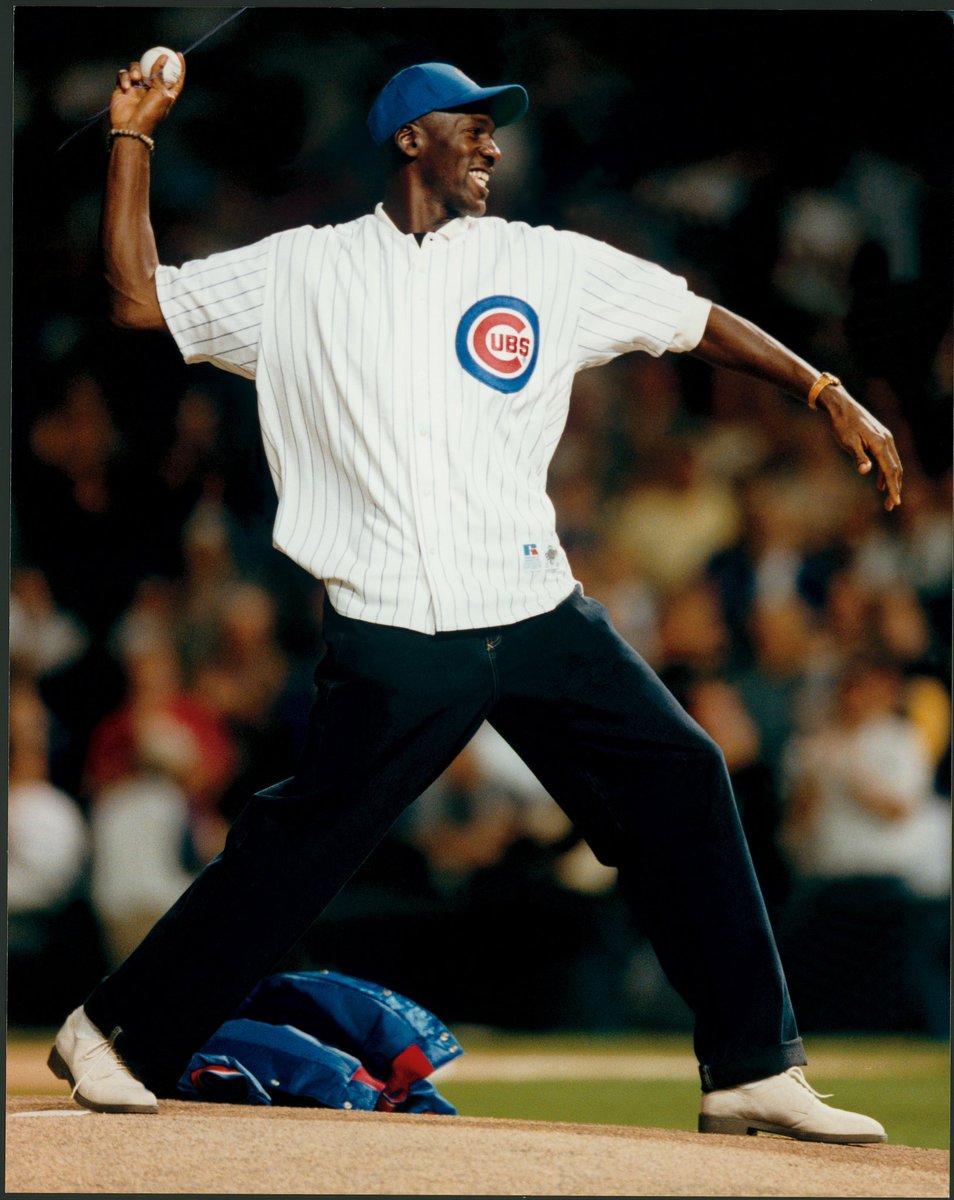 Cubs's tweet photo. The GOAT inside Wrigley Field. 

#TheLastDance https://t.co/eMPW8larH1