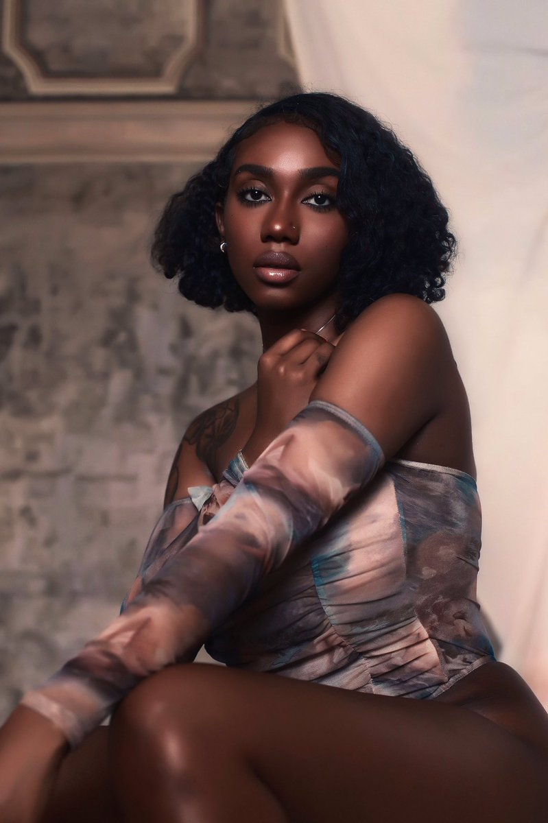 nativepharaoh's tweet photo. Heaven or Hell, It be a story to tell..⁣⁣⁣⁣
⁣⁣⁣⁣
☁️ ✨ ⁣⁣⁣⁣ ⁣⁣⁣⁣
⁣⁣⁣⁣
#blackgoddess #blackart #nudes ⁣⁣⁣
#earthtones ⁣⁣⁣⁣⁣#portraits #melanin ⁣⁣
#tattoo⁣⁣ #brown ⁣#editorial 
#blackgirlmagic ⁣⁣⁣⁣#cloudscape  #melaninpoppin ⁣⁣⁣⁣ https://t.co/UgAWhSx17j