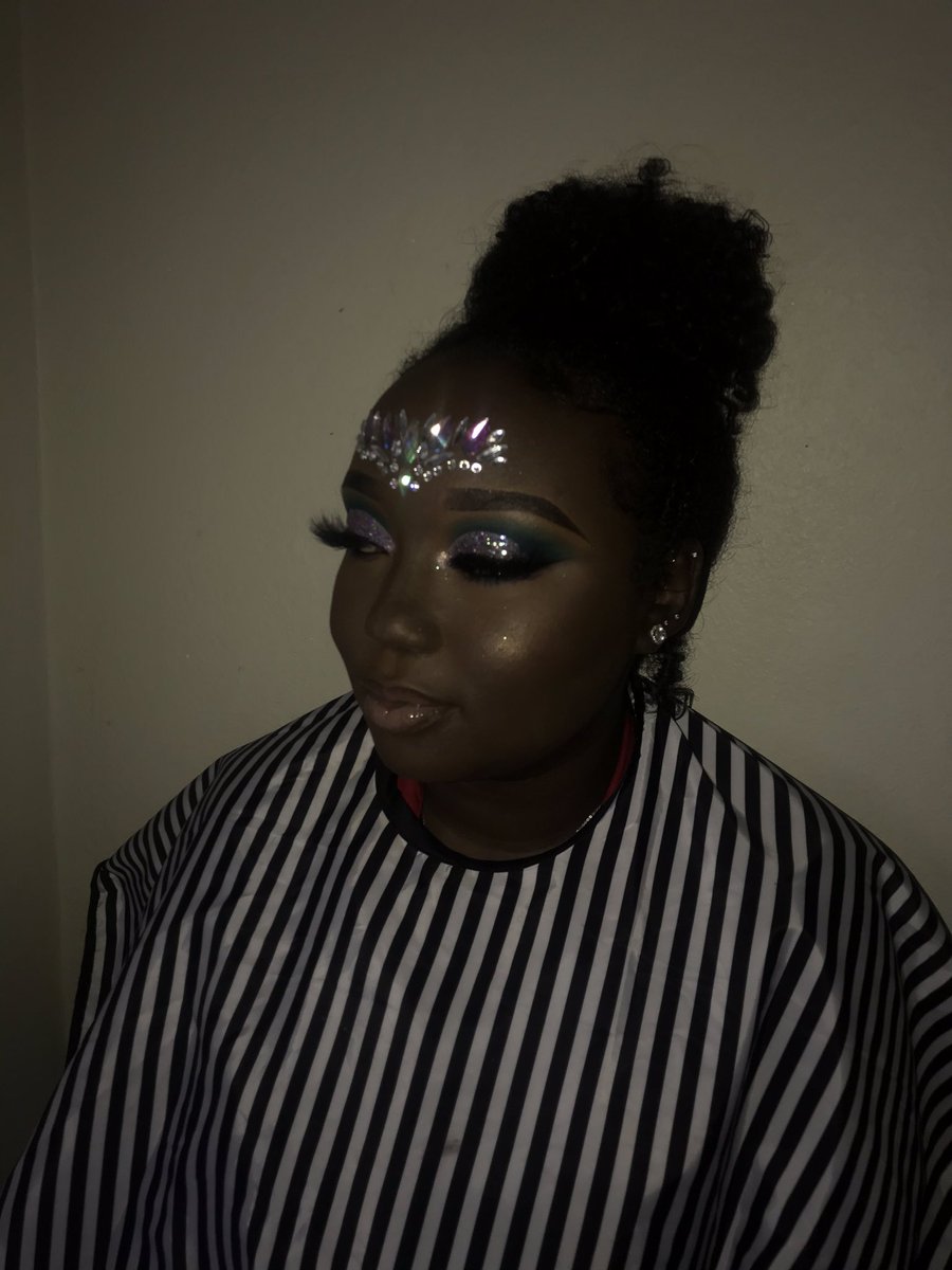 danicaleannexo's tweet photo. STARFACED🤩🤩
Done by Star Faces Makeup Services✨
ig: @starfacesja  @danicaleannexo 
@GustazosJamaica 
@HalfRedTaxi 
@AshJouvertJa 

#MORA #RoadAddictLive #HalfRed #FeteDuty #LucyandVagabond #ShareTheExperience https://t.co/kgJ21HUO7j