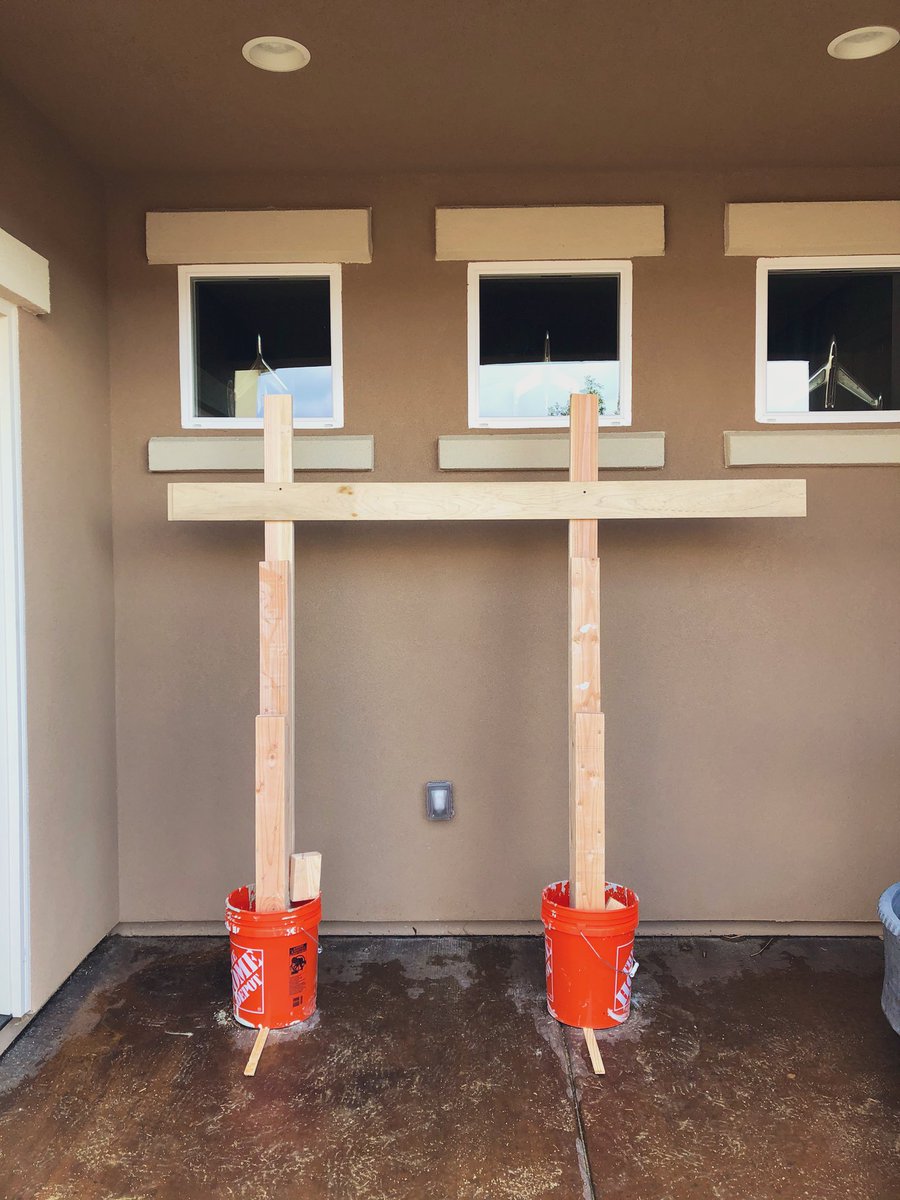 Arianna_Luther's tweet photo. I got tired of cleaning my front squat weight up to myself so.... #desperate 😏 #DIY https://t.co/9bW9HfgaoO