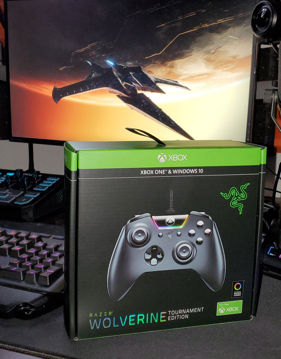 ijaesinlii's tweet image. If you play Xbox or controller on PC, this is by far, the best one. Trust me, I&apos;ve tried the all! @Razer #buttonsfordays