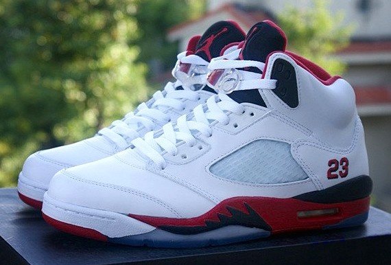 black tongue fire red 5s