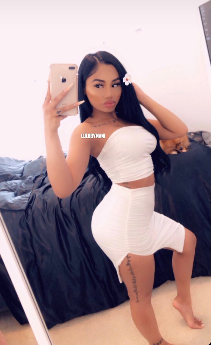 lulbbymani's tweet photo. Stop looking at my ass unless you plan on eating it. 🤷🏻‍♀️ https://t.co/04sdHNHS7z