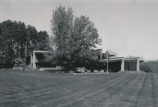 William Deknatel, Windway Estate aka William J. Kohler Residence (1937) Sheboygan, WI

Windway Estate was originally built for Kohler heir and future three-term Wisconsin Governor Walter J. Kohler Jr. The property was added to the NRHP in 1988.

Photos: WI Historical Society