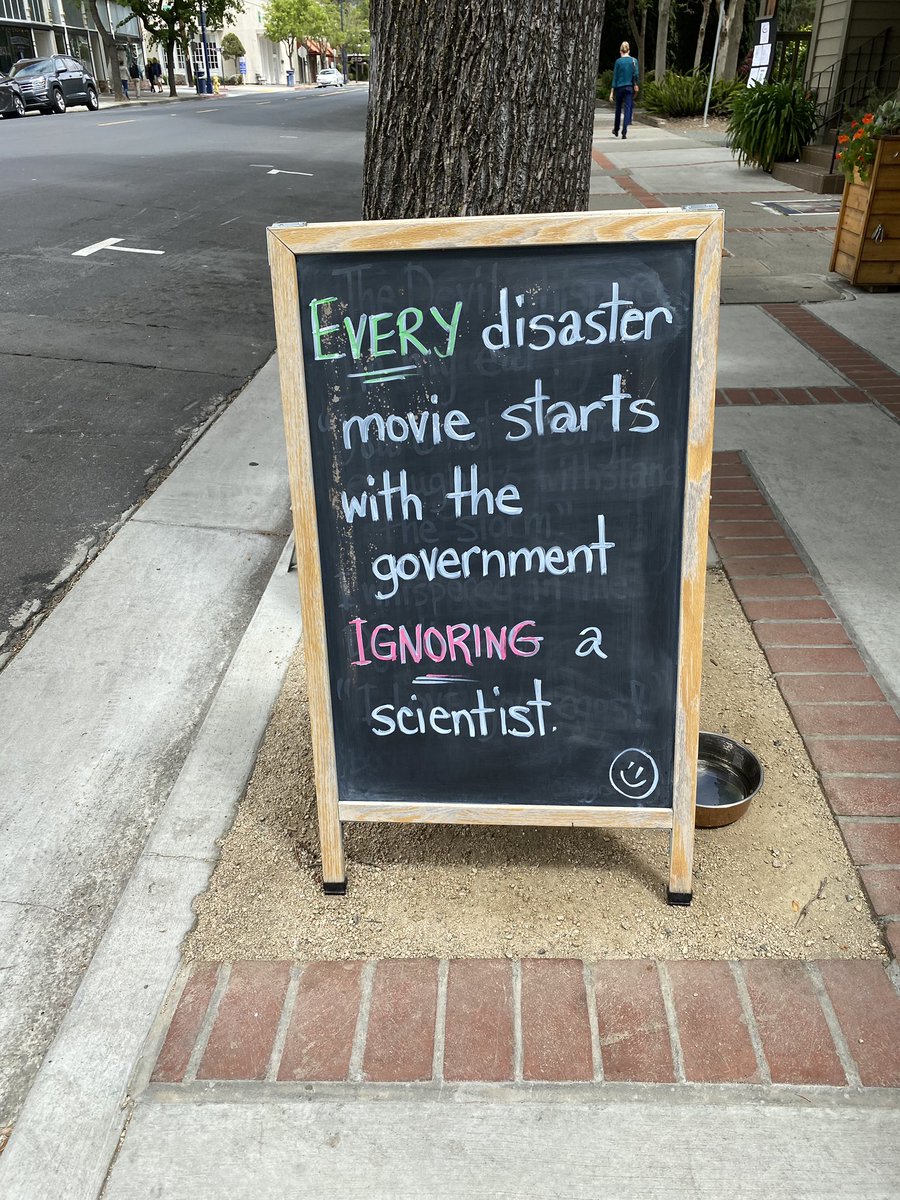 MacMAML's tweet image. Oof. #OneHouseBakery bringing the truth.