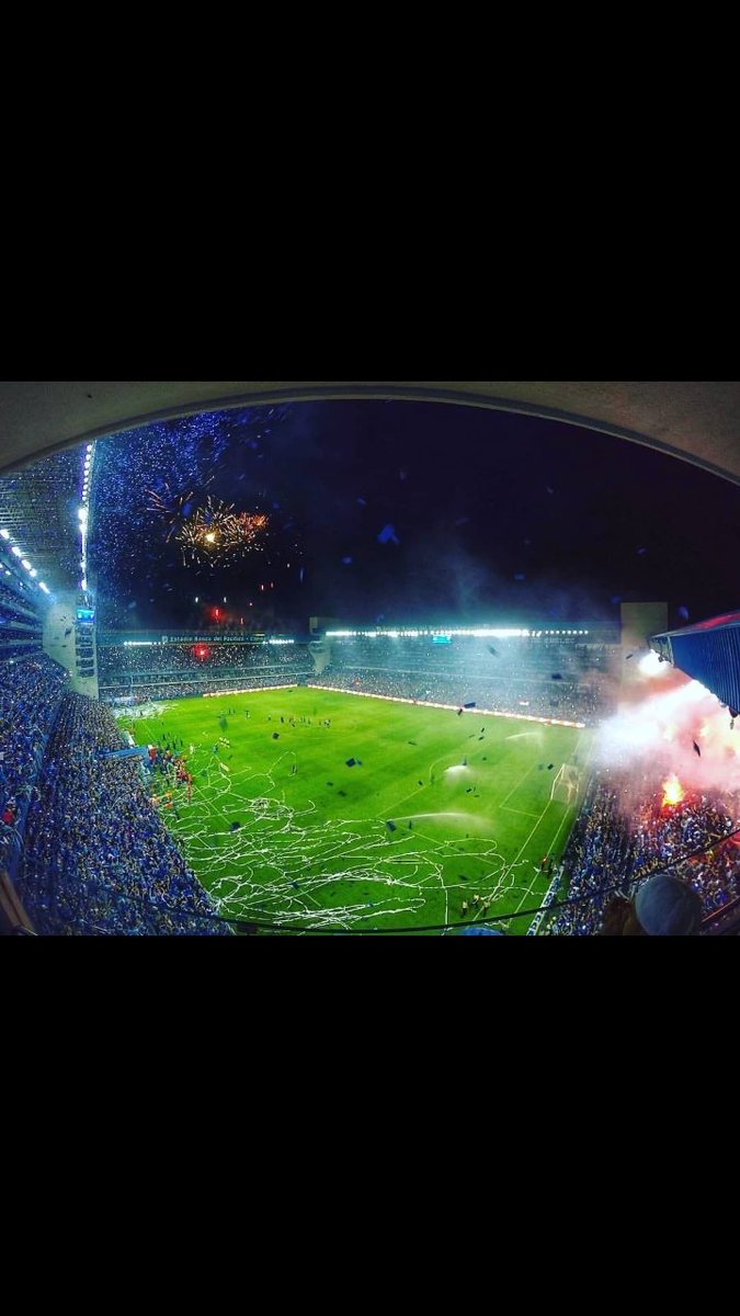 cmera75's tweet photo. @ESPNFutbolClub En éste: Estadio Capwell del @CSEmelec https://t.co/B3N8ZY6nuK