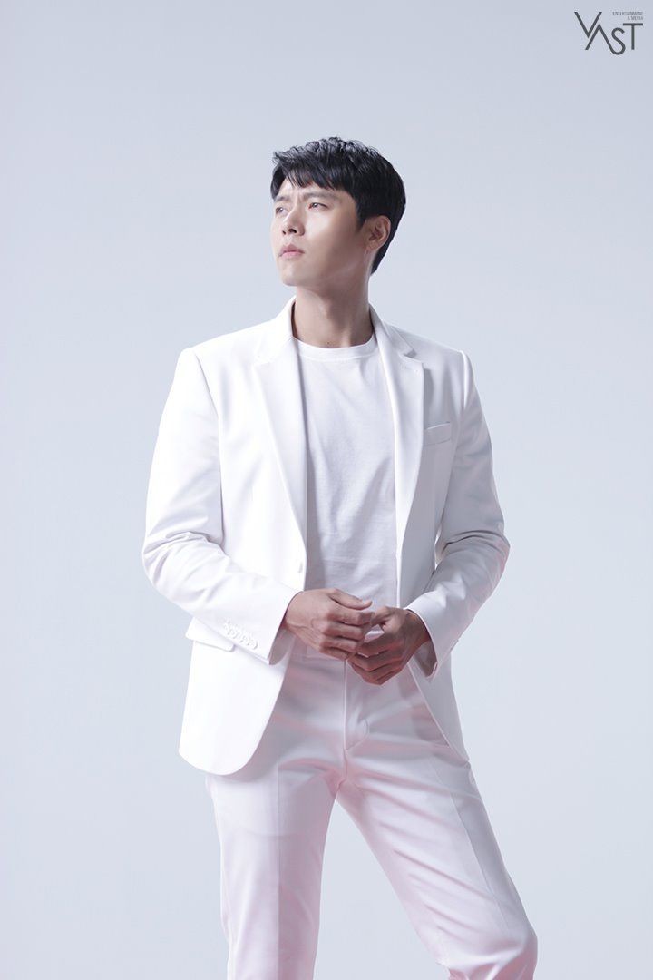 taepyeonga's tweet photo. 어제도 오늘도 내일 또 니가 제일 이뻐 

#현빈 #김태평 #hyunbin https://t.co/FNCEShrIWC