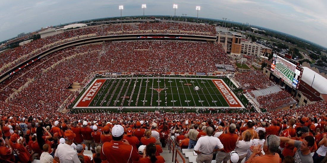 JrHardman's tweet photo. BEYOND BLESSED to reciever my 4th POWER 5 offer from the UNIVERSITY OF TEXAS. #AGTG #TexasFight @CoachOttoUT @RoadDogs_ @jjbates99 @247Willis @notthefakeGMF @HardBarnSports @Turd_Scott @TexasFootball @TexasLonghorns https://t.co/ku4n02DvXJ