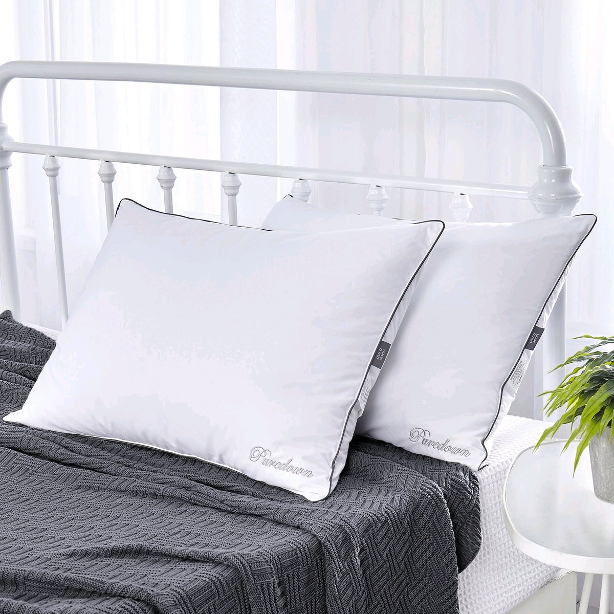 pure_down's tweet photo. Do not ignore the importance of pillows which are the key to the sleep quality. Come on and choose suitable pillows for your family and yourself!⠀
#puredown #sleepoint #bedding #pillow #cozyhomes #homestyling #softpillows #downpillows #quilt #duvet #leisuretime https://t.co/Go9l7JQeGF