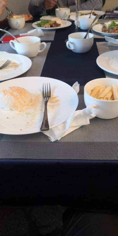 Кэто эхлүүлсээн!! шөлийг нь уугаал, мах навчыг нь идэв ш дэ.. Зөвөлгөө өгөх хүн байвал өгөөрэй!!