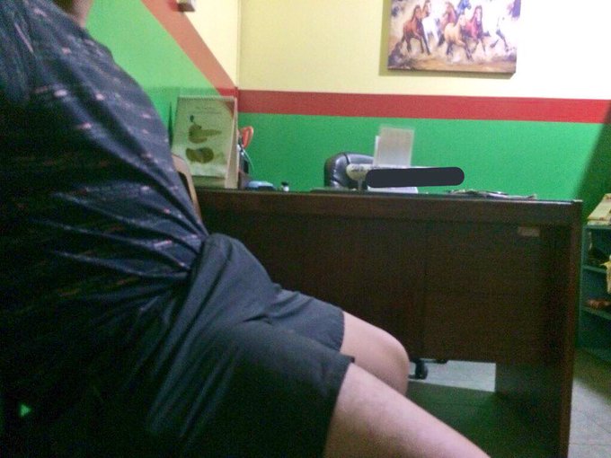 WARNING! Sensitive Media Content 🔞 Yung client mong hindi makaalis sa trabaho nya kaya sa clinic nya<a href="/tag/throwbackthursday"class="tags"><span>#throwbackthursday</span></a><a href="/tag/chubby"class="tags"><span>#chubby</span></a><a href="/tag/pinoyuncut"class="tags"><span>#pinoyuncut</span></a><a href="/tag/stude"class="tags"><span>#stude</span></a>