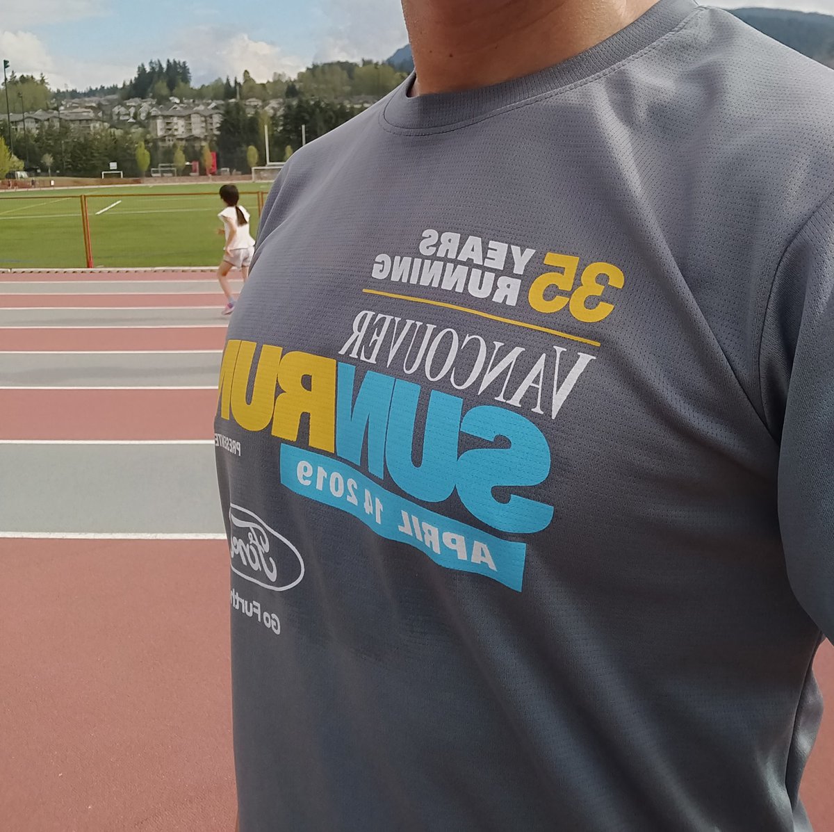 kongfei54's tweet photo. 2020 #MySunRun @VancouverSunRun https://t.co/vbo1dVfADd