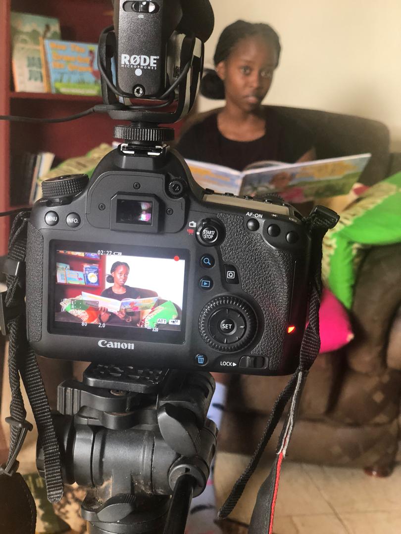 SoooManyStories's tweet photo. Gather all the children!
Shot something for our little storylovers back in December when social distancing was not a thing.
Coming soon!
As always
@szion256 and the #beohrtsbeard team behind the cameras.
#MEiREAD https://t.co/IdSqQOOThX