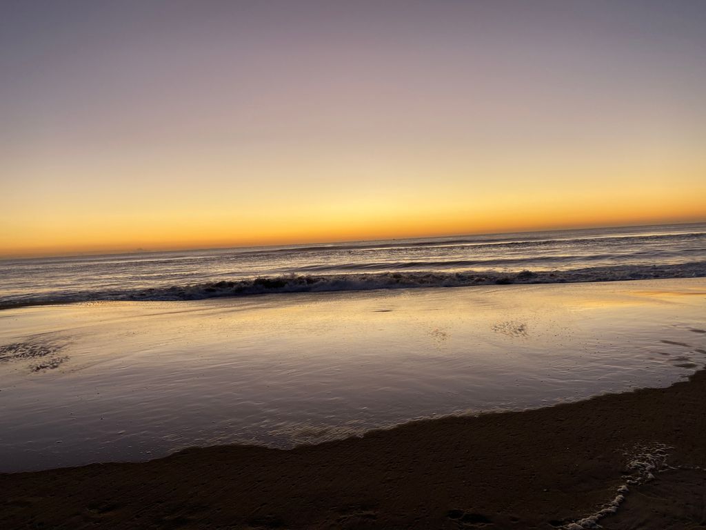 Bennydubya's tweet photo. Savour the Day. Hot topic for this week’s workshop.

I’ll explore how to find ways to do this given the current state of things. 

How do are savouring the day in these times? 

#sunrise #flowstate #gratitude https://t.co/1BQZ4II0t5