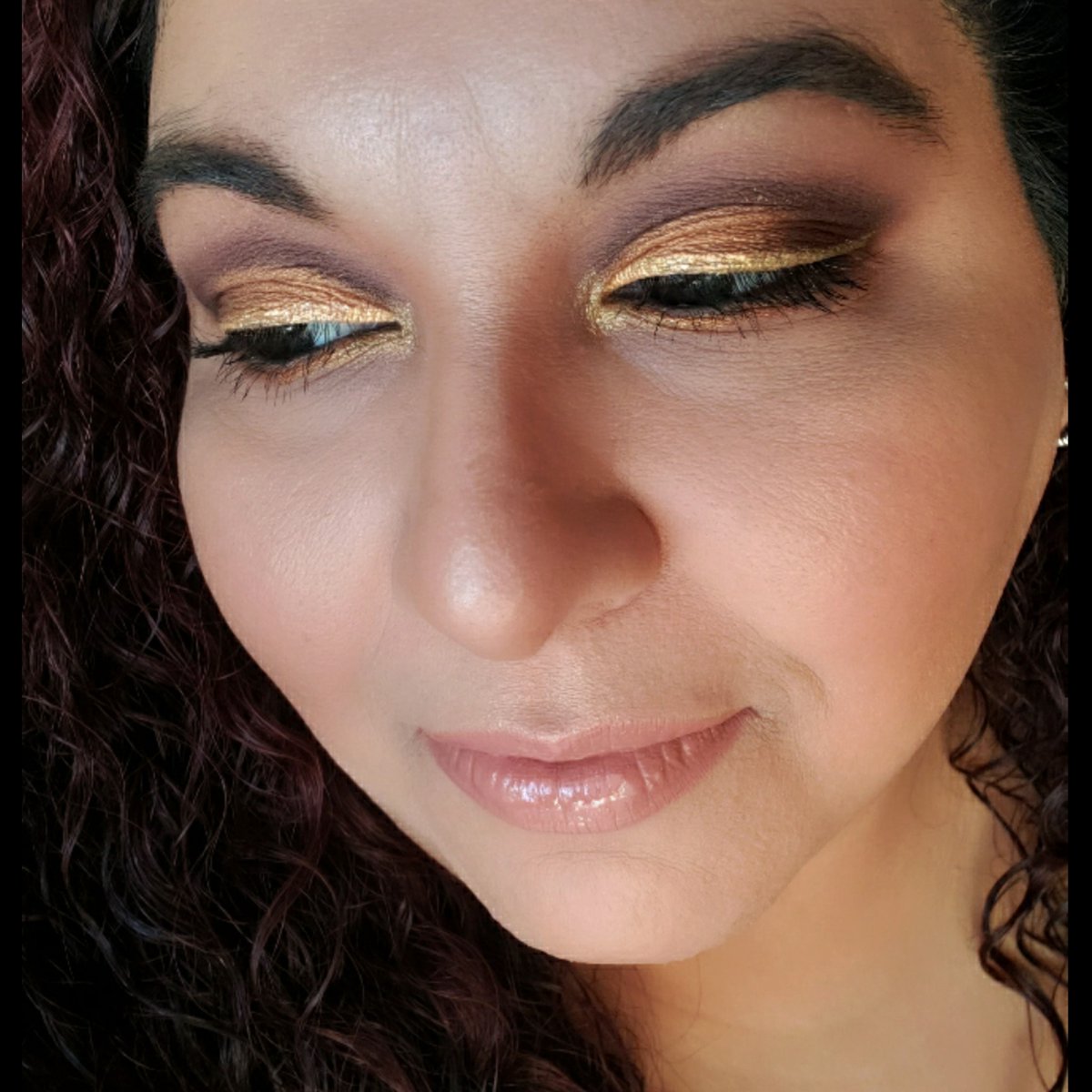 Sirenaazul's tweet photo. Jane Porter from Tarzan @jeffreestar Thirsty Palette
@ABHcosmetics x @AlyssaEdwards_1 Palette
@collabmakeup Lip Color Nude Vibes
@BuxomCosmetics LipGloss White Russian #ABHcosmetics #jeffreestar #collabmakeup #buxom #janeporter #tarzan #disney #photography #beauty #mua #jane https://t.co/x4NEegYsUv