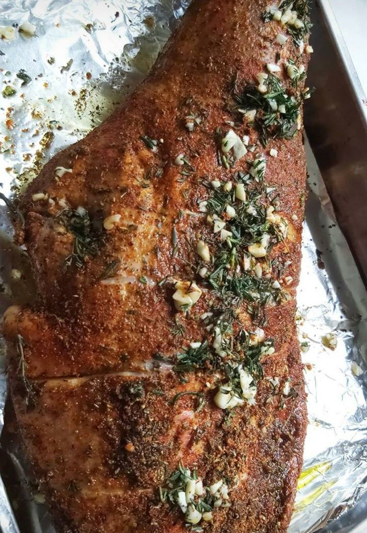 ramon_clayton's tweet photo. 👨🍳 #ChefRamonwiththepot #RosemaryGarlicLamb #Tenspicerub @cpj_ltd_ #Lambbox ☺🤘 All the taste testers agreed 🙏 https://t.co/8zgiv2eFi0