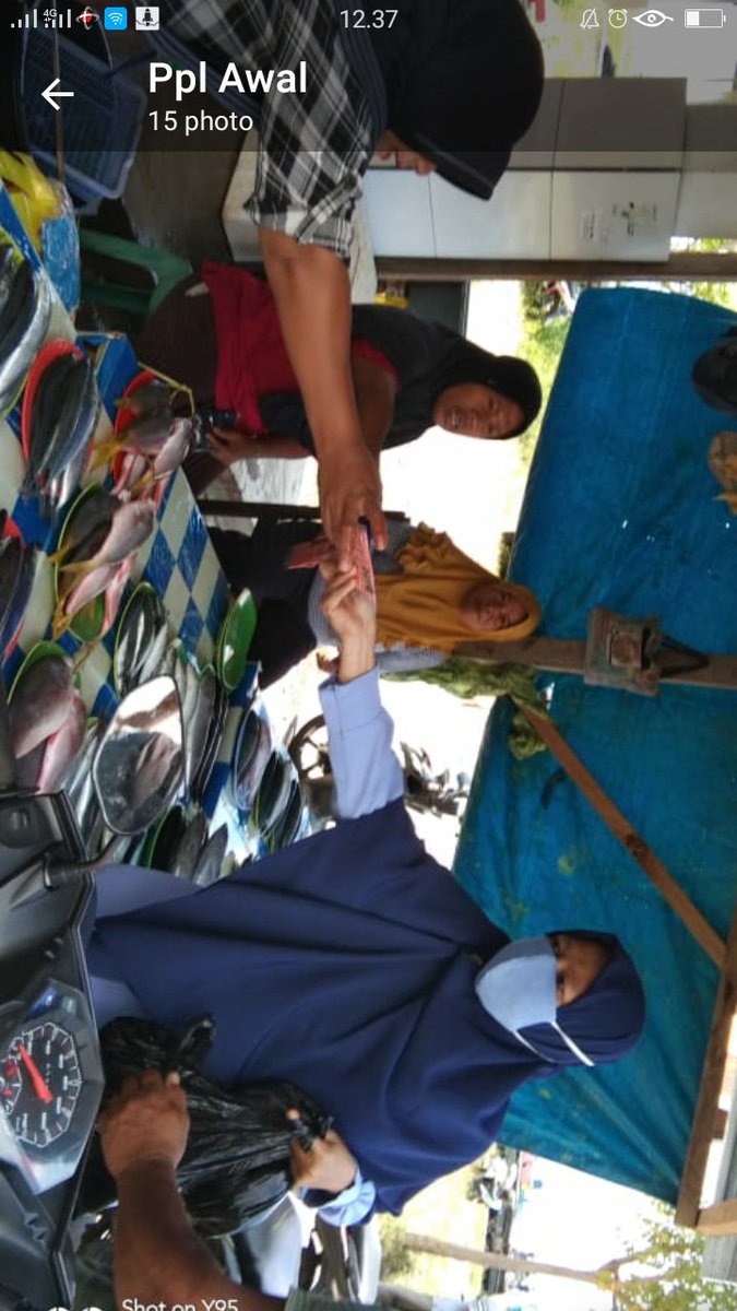 BMalagapi's tweet photo. Alhamdulillah....
#aksi penyuluh perikanan kota tidore kepulauan
#aksi peduli dampak covid-19
#bagi2 masker kepelaku utama/pemasar
#pasar ikan Goto/PPI Goto Tidore
@BP3_Ambon
@brsdm_kp https://t.co/bjEY7qm7HE