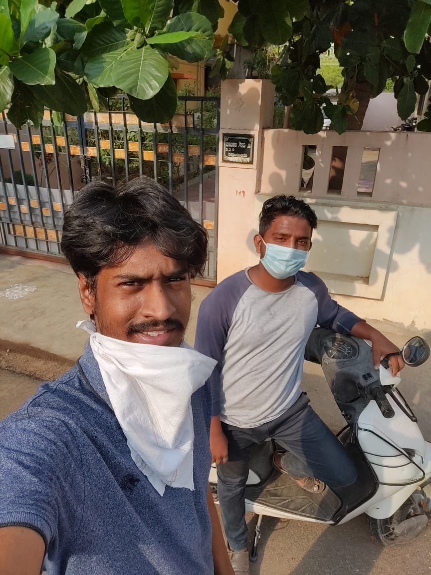MaheshP65527770's tweet photo. Morning walks r the best
@pranavp67419958
#thisisbest #thesetalkswillberememberd #moretocome #nimmanagyenmadlatele #fullvajagyadnodu #fullyprotected #quarantinetweets #willlookthesetweetsafterlockdown #yahibatethobadmaiyadayange ๐ค๐๐ https://t.co/fTaPjzCnfq