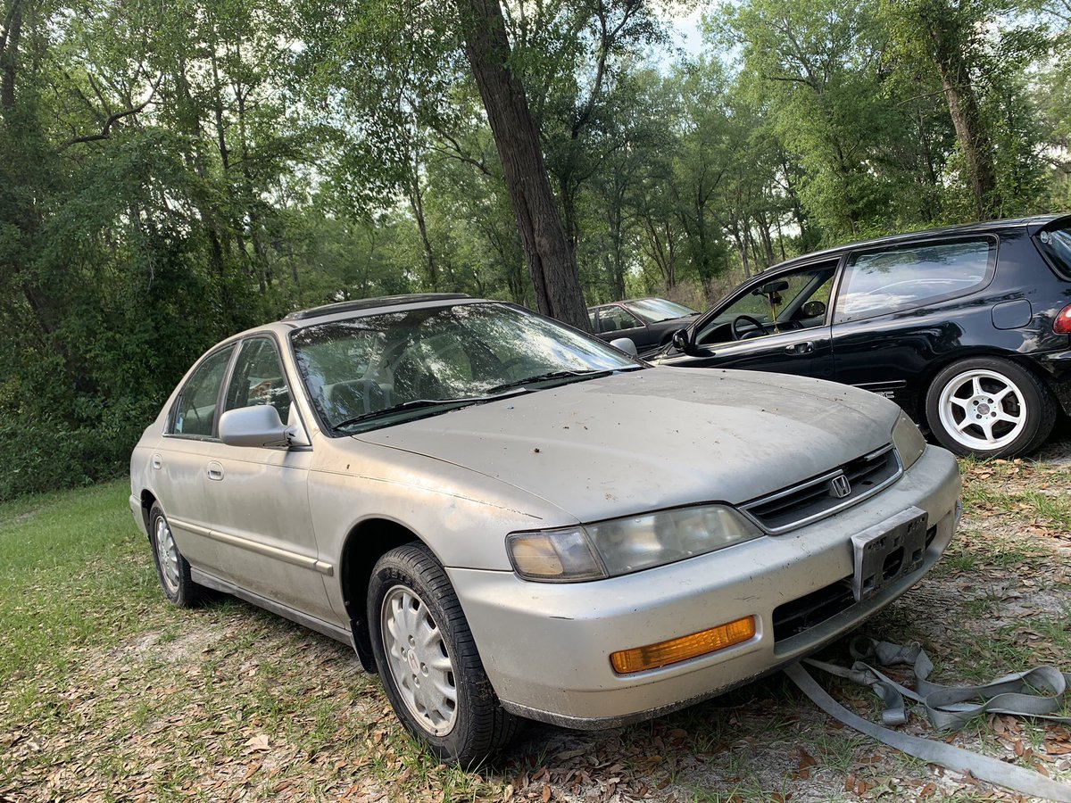 macktothed's tweet image. Two in one week! #easyclaps #whatyaknowaboutit #both5speed #phonk #1998ekhatch #1996cd5