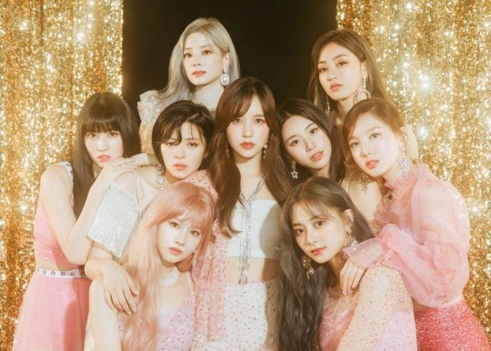 misayeon's tweet photo. TWICE will reportedly make a comeback and release a new album in June, "aiming for their 13th consecutive hit"

https://t.co/IWpT4azpQp
#TWICE #트와이스 @JYPETWICE https://t.co/pyYGUKyL2u