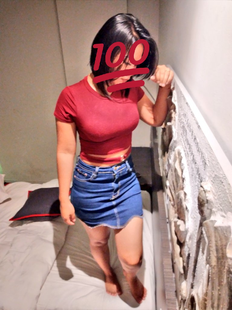 Lyly80182802's tweet photo. Seputaran bali 
Ready... 
Incloud room
Excloud
#bispakbali
#bispakhot 
#jilmek 
#bodytobody
#enakkkkkkk https://t.co/5Bc1ASNAuT