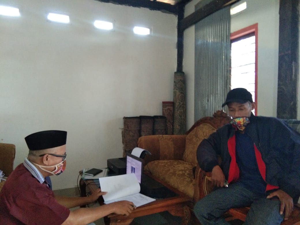 ila_namsu's tweet photo. Maros. 20042020.WFH#teken proposal BPpakan n nener tetap jg jarak @BRPBAP3_Maros @puslatluhkp https://t.co/XOGU3gpLP7