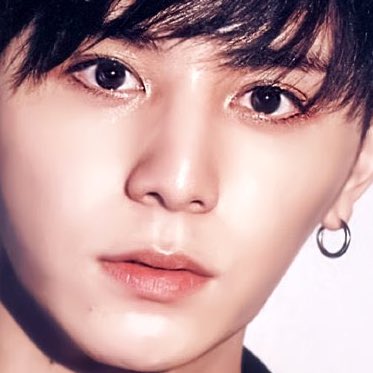 Yama בטוויטר この山田涼介冗談抜きで女の子すぎて怖い 顔面どアップにしたらちょっと気の強めな女の子