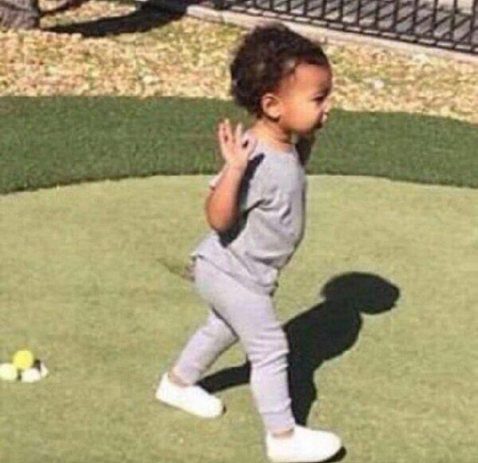 I am done seeing Yoruba movies, how can a ghost buy sachet water while running after his killer.

Eyin nu oloun nu