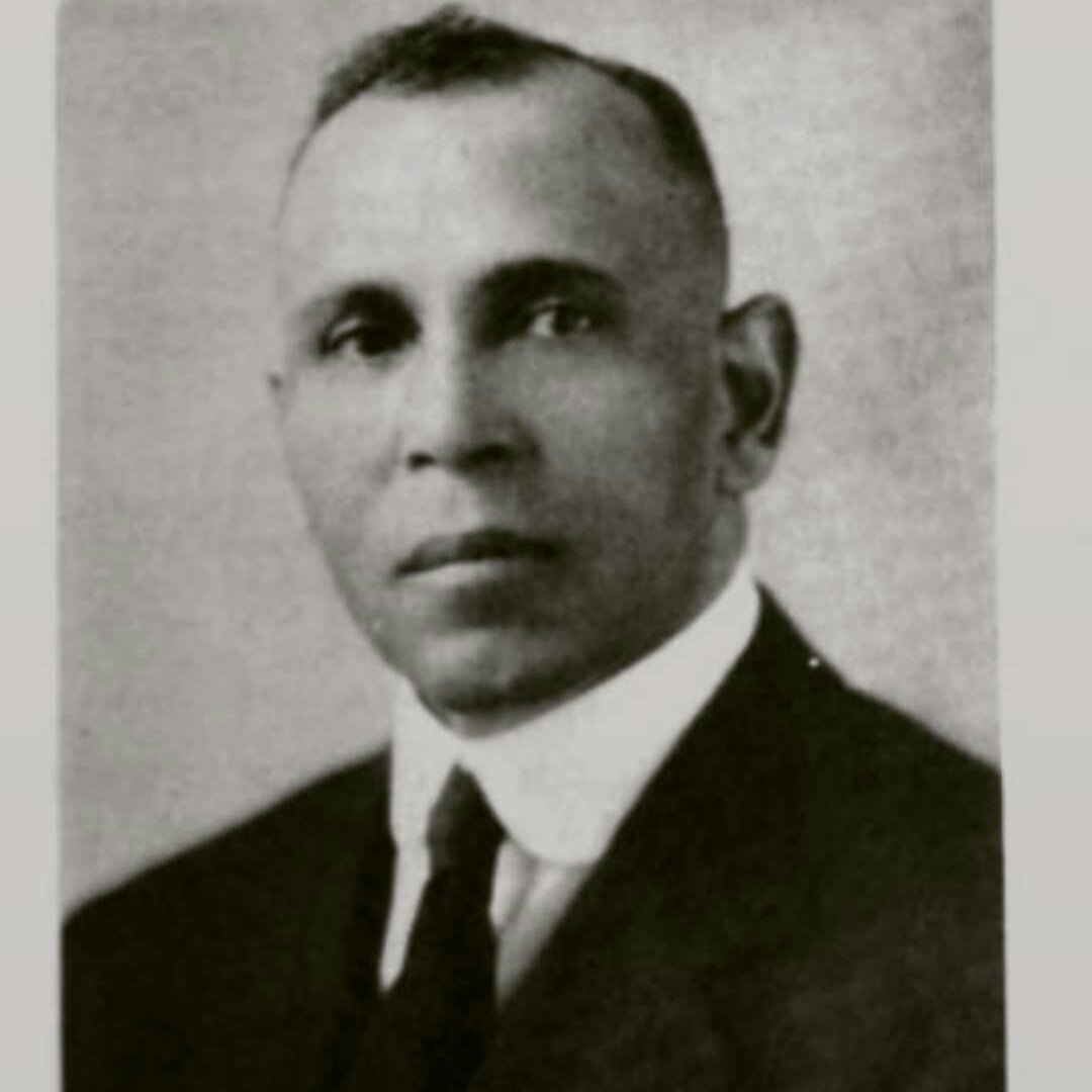 OddlyMagnetik's tweet photo. Bro. Avery Adams served as President of the Columbia branch of the #NAACP, chairman of the Board of Directors of #GoodSamaritan
#WaverlyHospital, as a trustee of #AllenUniversity and #WilberforceUniversity
He was a fraternity man holding membership N #PHA #APHIA #KoP N #GUOOF https://t.co/xlFTP2H5GB