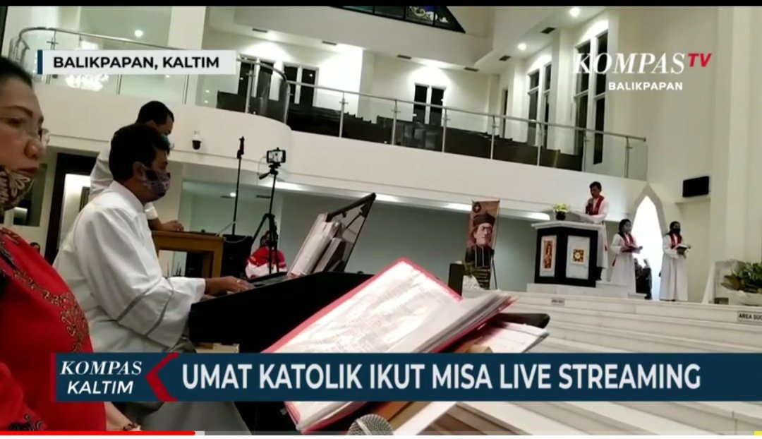 TvBalikpapan's tweet image. Rayakan paskah umat katolik balikpapan ikut misa via live streaming
youtu.be/GqLmWffBY1o

#paskah2020
#covid19balikpapan
