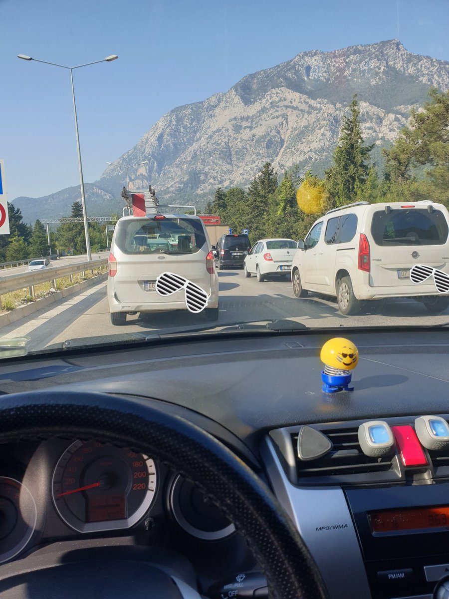 Evinde kal antalya. bu kadar kişi işe gidiyor olamaz. #EvdeKal