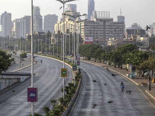 Bluepad_in's tweet image. The Ministry of Home Affairs on 15th April issued amended guidelines to be followed from 20 April during the lockdown imposed.

Read the article written by Anjela Pawar about the new guidelines for Lockdown 2.0
bluepad.in/article?id=5e9…

#coronaupdatesindia #COVID19india #bluepad