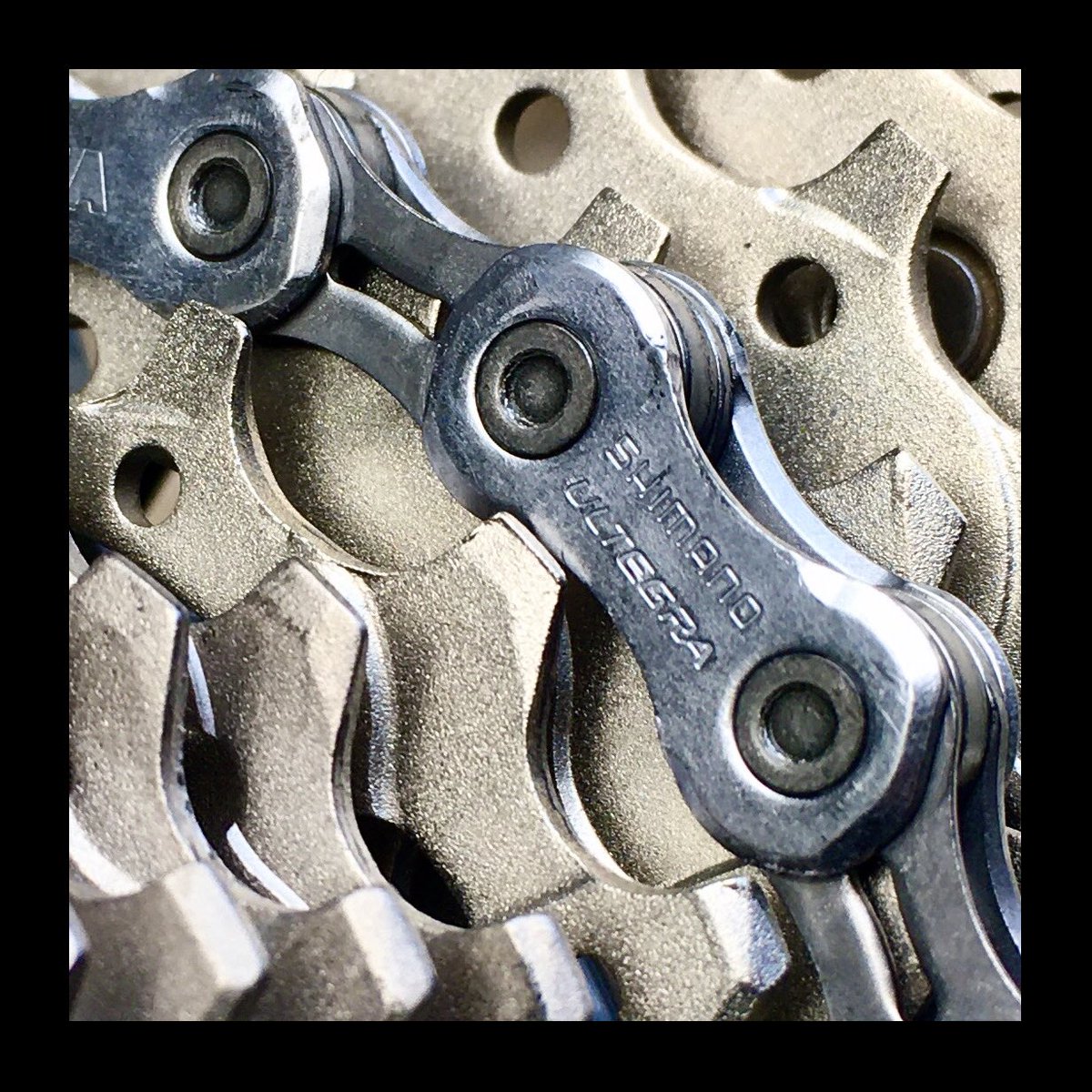 E_S_Davey's tweet photo. Great cycling with a refreshed drive train. @ShimanoROAD #spannerman #cycling https://t.co/niRuGBkoJz