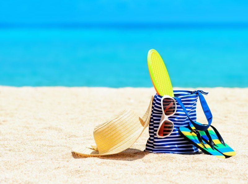 phsm2s's tweet photo. Let’s try this again with another virtual spirit week!! Today is BEACH DAY 🌴🌊 It’s going to be a beautiful day! Get out there, Pirates 🏴‍☠️❤️ and post you’re picture enjoying a BEACH day. Get creative!! #spiritwkm2s @PHS2021_ @2020CLASSPHS https://t.co/hiWjuKUvwO