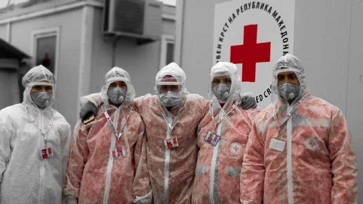 Xcastel's tweet photo. Amid the current COVID-19 pandemic our focus remains the welfare of all affected population #LeaveNoOneBehind.
Learn more about our Emergency Appeal operations to support migrants, refugees and IDPs on our #GoPlatform https://t.co/Dncj3OyM3N https://t.co/tvb0HHDuqT