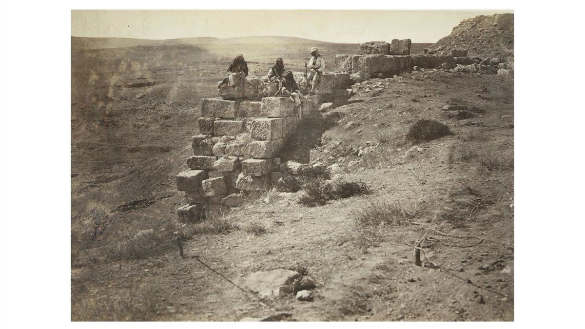 The Citadel is the site of Rabbath-Ammon, capital of the Iron Age Kingdom of Ammon, & of Classical era Philadelphia of the Decapolis. When the American Palestine Exploration Society (APES - I know!) visited in 1875 it was a ruin with a few Circassian settlers. (Photo  @PalExFund)
