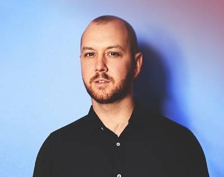 Fatoch51's tweet photo. @LolaDubini je viens de voir le Clip #Open_Up à l'instant la claque!! le Clip la musique tout est génial 😃
@MattSimons https://t.co/PRV9Go8suH